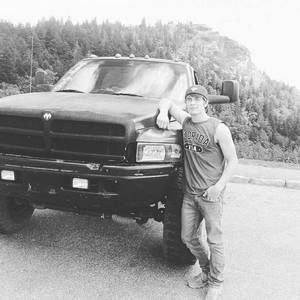 Meet your Posher, Devin